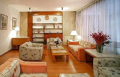 Hotel Ionis